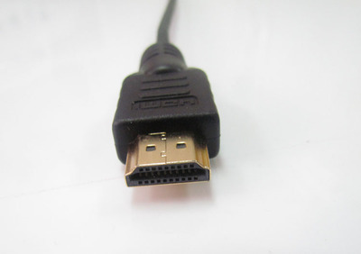 HDMI 高清數(shù)據(jù)線SJX13 深圳市中易盛電子的優(yōu)質(zhì)連接解決方案